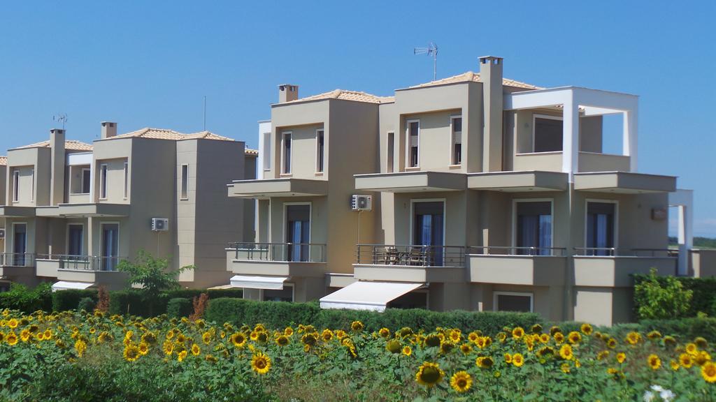 Niovi Boutique Apartments Áfitos Exterior foto